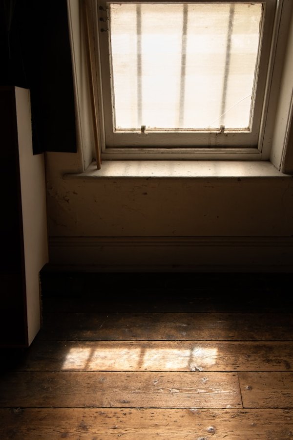 Quelle technique utiliser pour restaurer un vieux parquet sans le remplacer?